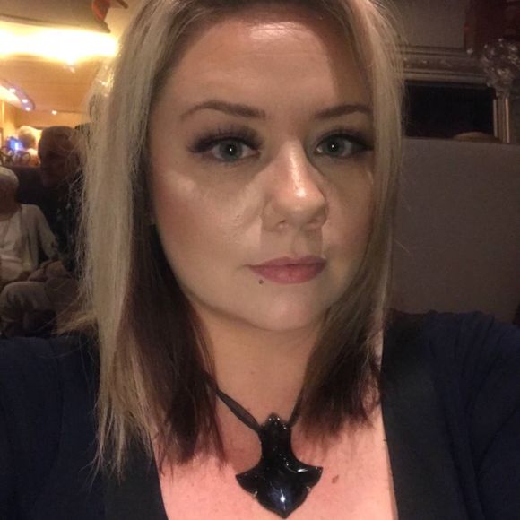 Meet your Posher, Nicole - Picture 1 of 1